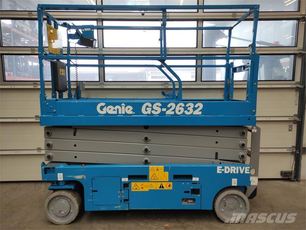 Genie GS2632 Šķerveida pacēlāji
