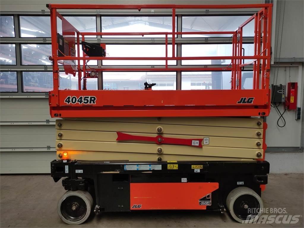 JLG 4045R Šķerveida pacēlāji