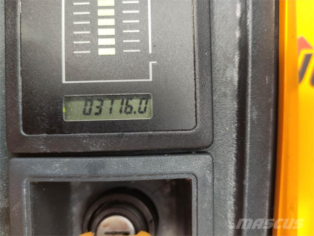 Jungheinrich EJE 120 Zemie palešu pacēlāji