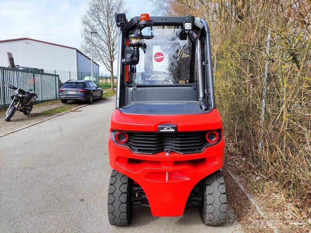 Linde H30D-01-1202 Tehnika ar dīzeļa dzinēju