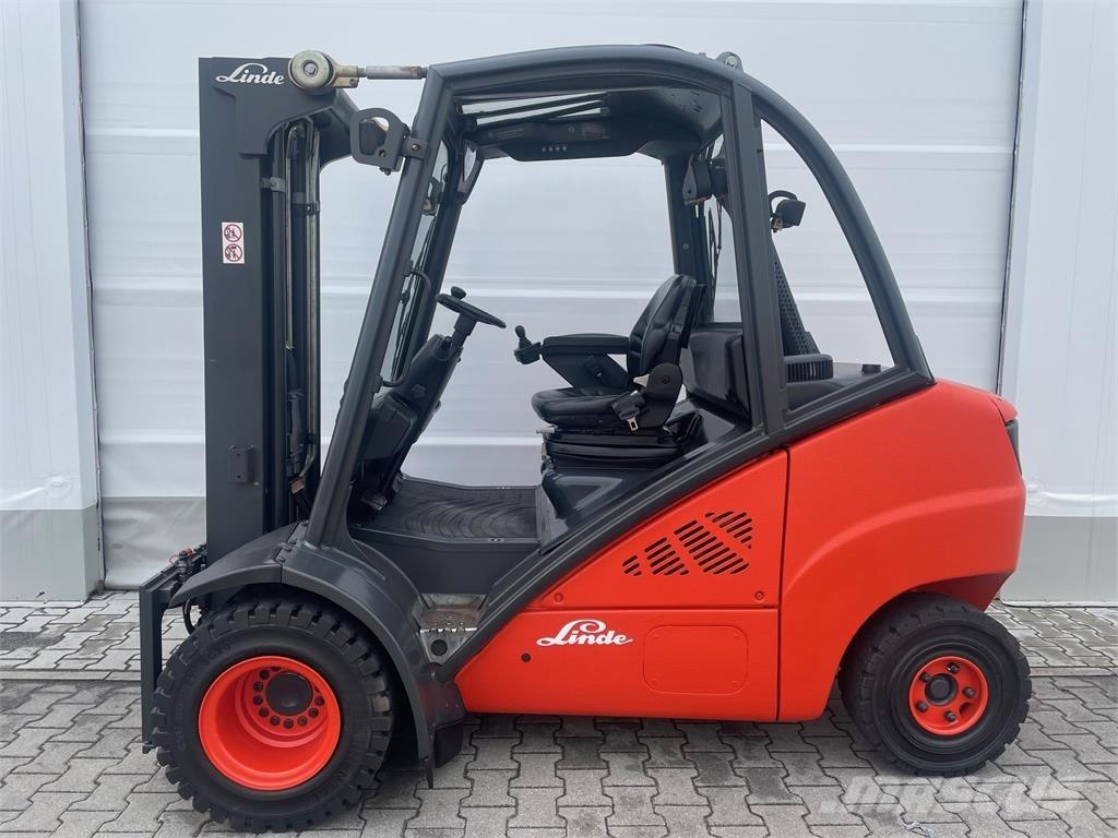 Linde H35D-393 Tehnika ar dīzeļa dzinēju