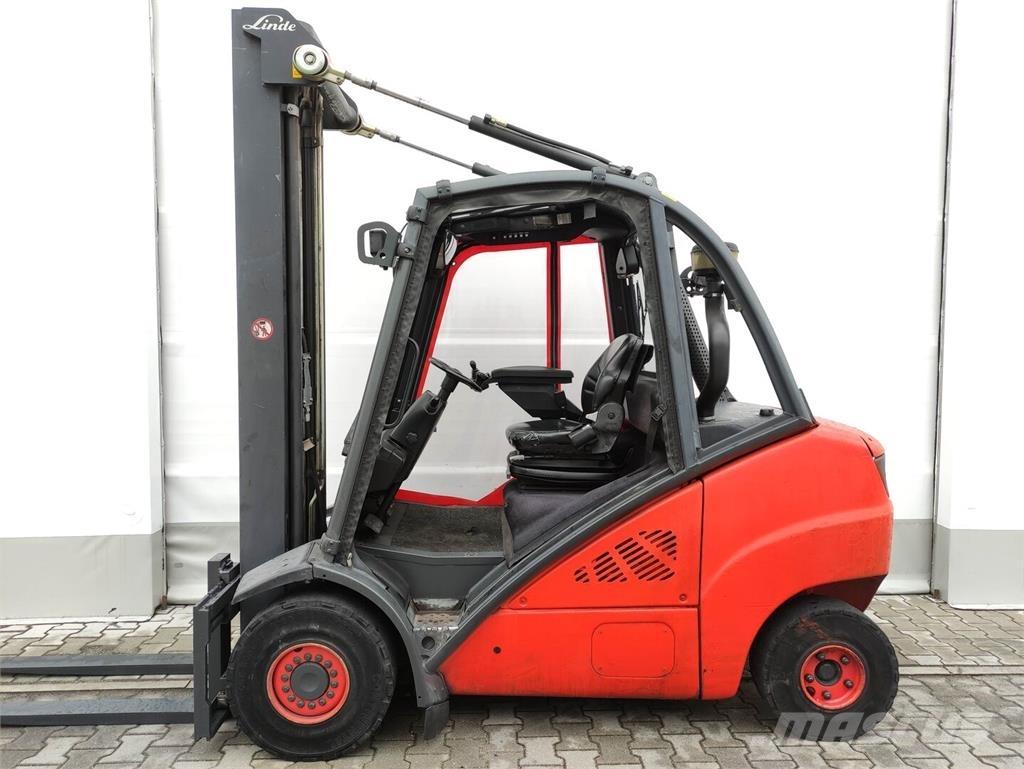 Linde H35D-393-01 Tehnika ar dīzeļa dzinēju