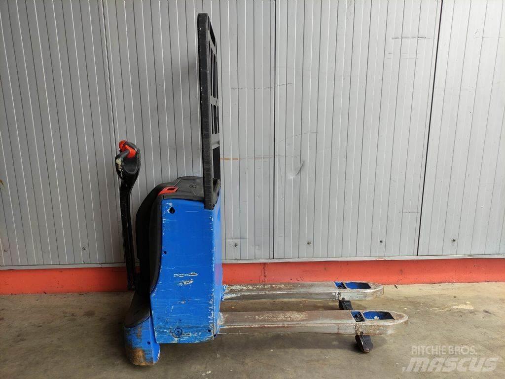 Linde T16 Zemie palešu pacēlāji