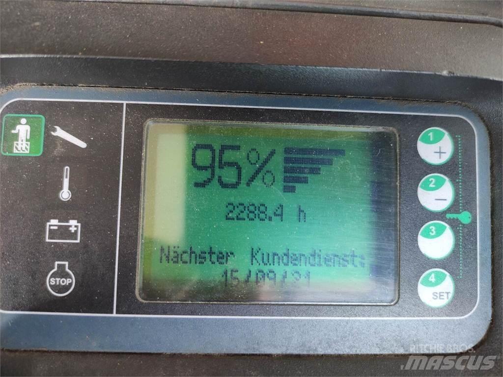 Linde T20R (mit Sitz) Zemie palešu pacēlāji