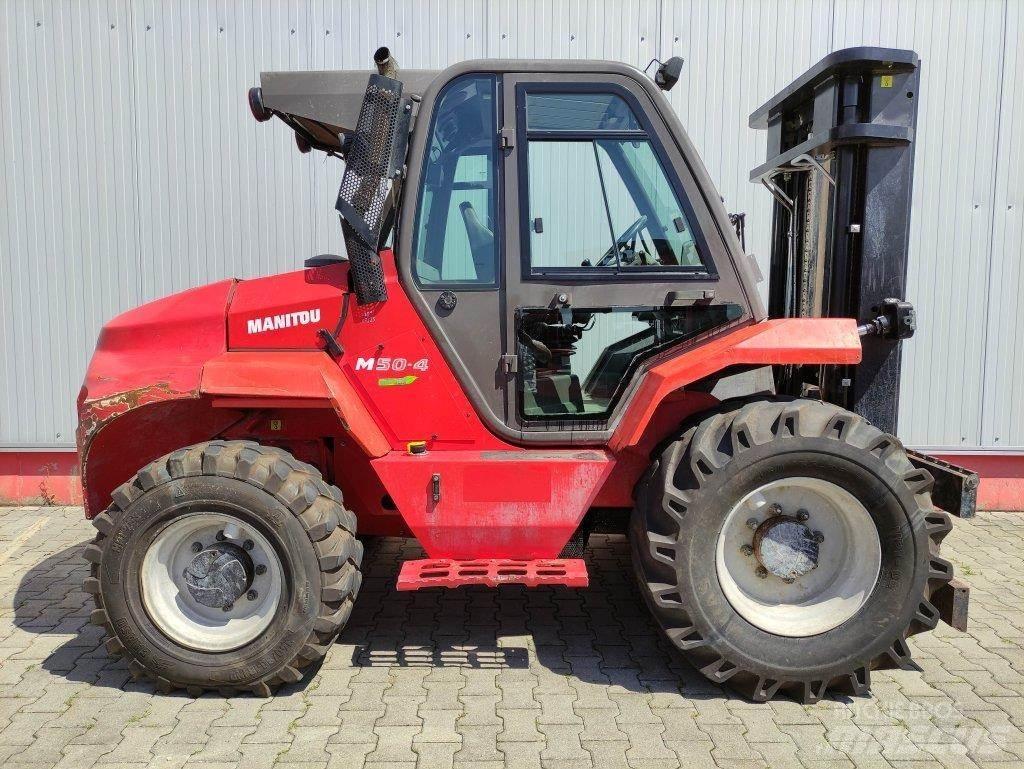 Manitou M50-4 Apvidus autokrāvējs
