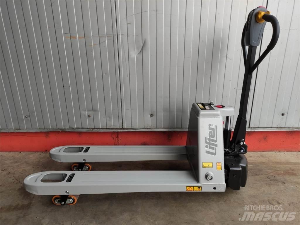 Pramac EY15L *NEU* Zemie palešu pacēlāji