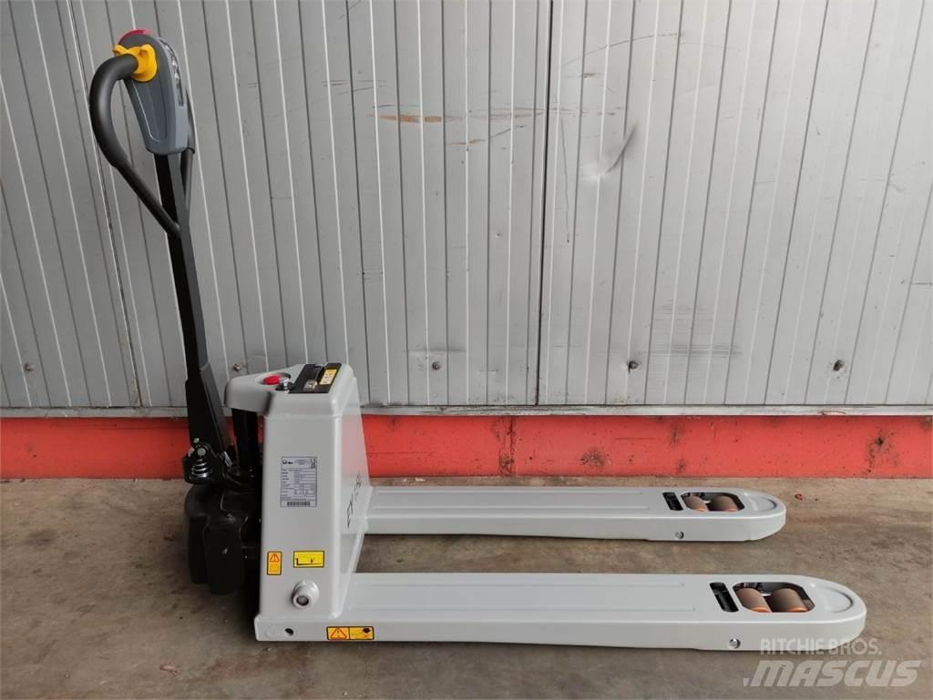 Pramac EY15L *NEU* Zemie palešu pacēlāji