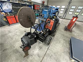 Ditch Witch R300