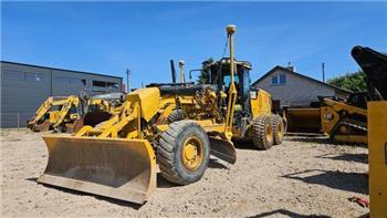 Caterpillar 140M2 AWD