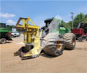 John Deere 843K