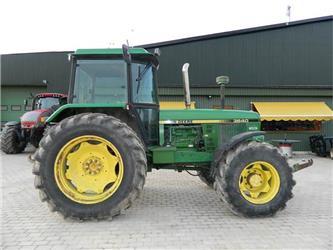 John Deere 3640