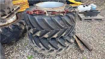 Pirelli 540/65 R30