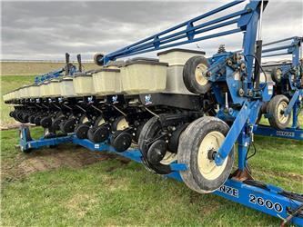 Kinze 2600