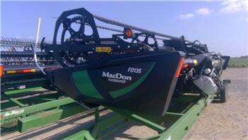 MacDon FD135
