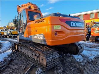 Doosan DX225LC