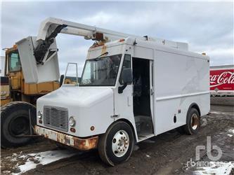 Freightliner MT55