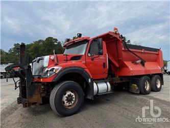 International 7600 SFA