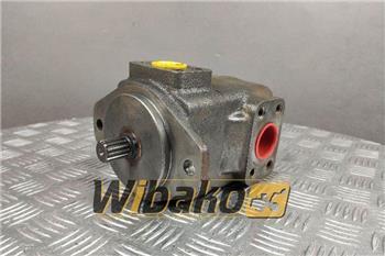 Hanomag Hydraulic pump Hanomag 4215275M91 479697