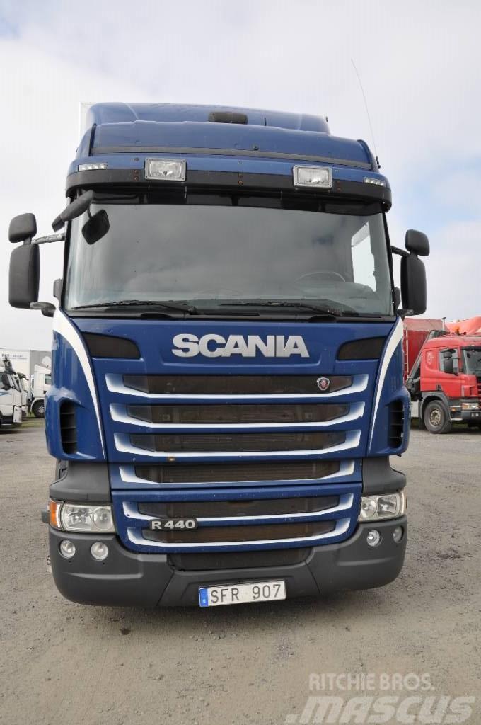 Scania R440 LB6X2*4MNB Furgons