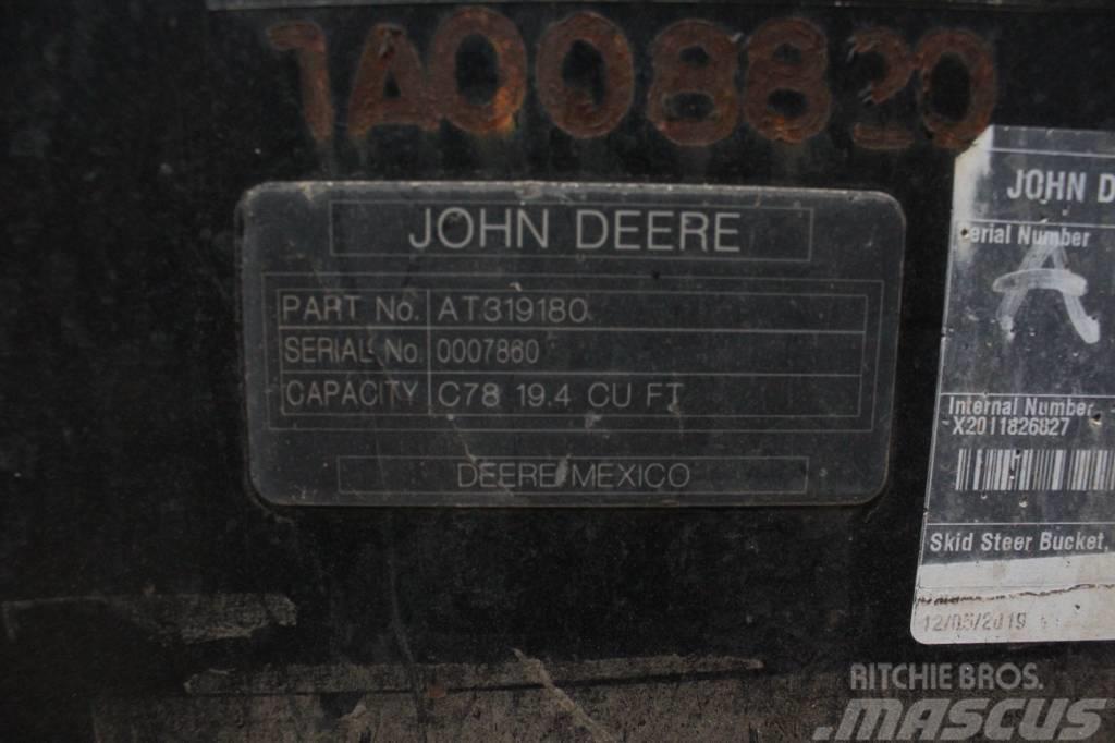 John Deere 325G Lietoti riteņu kompaktiekrāvēji