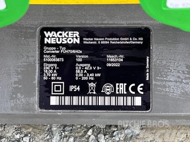 Wacker Neuson FUH70/6/42s Akmens/betona mašīnas