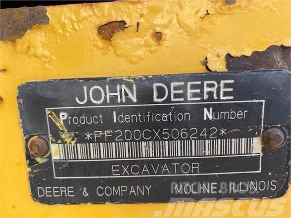 John Deere 200C LC Kāpurķēžu ekskavatori
