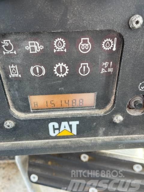 CAT D 6 T LGP Kāpurķēžu buldozeri