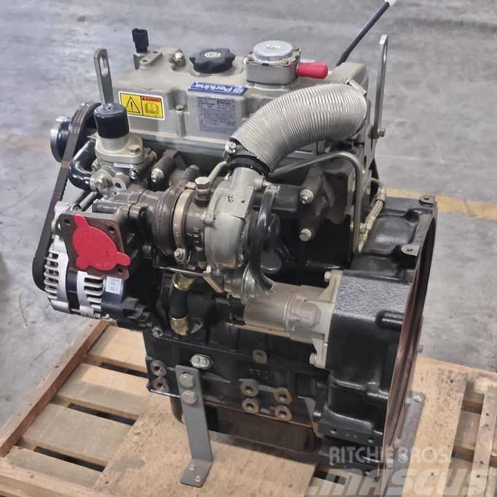 Perkins Engine Assembly 25.1 Kw 33.7 HP 403D-15 Dīzeļģeneratori