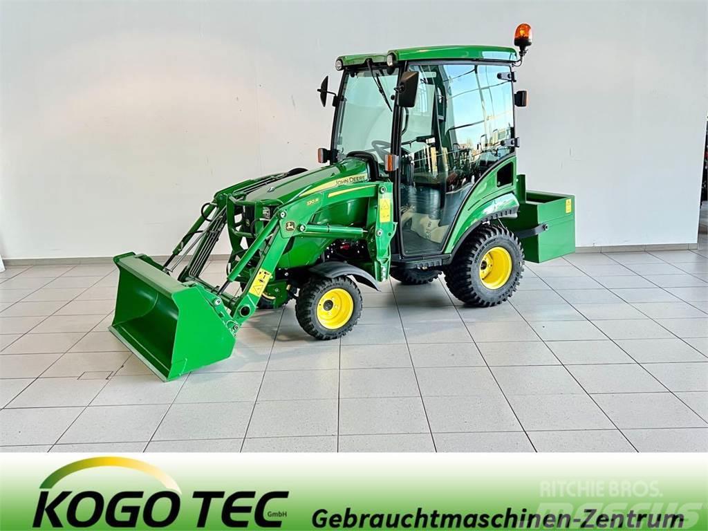 John Deere 1026R Kompaktie traktori