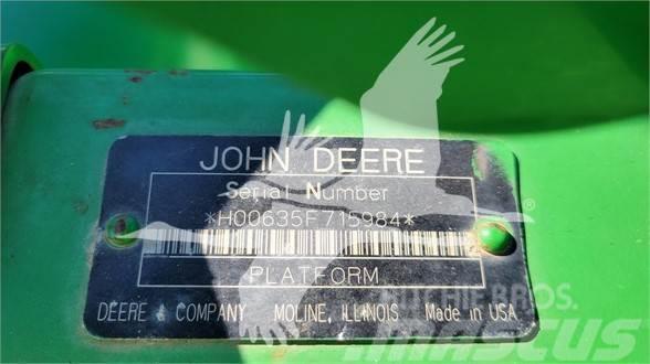 John Deere 635F Ražas novākšanas galvas