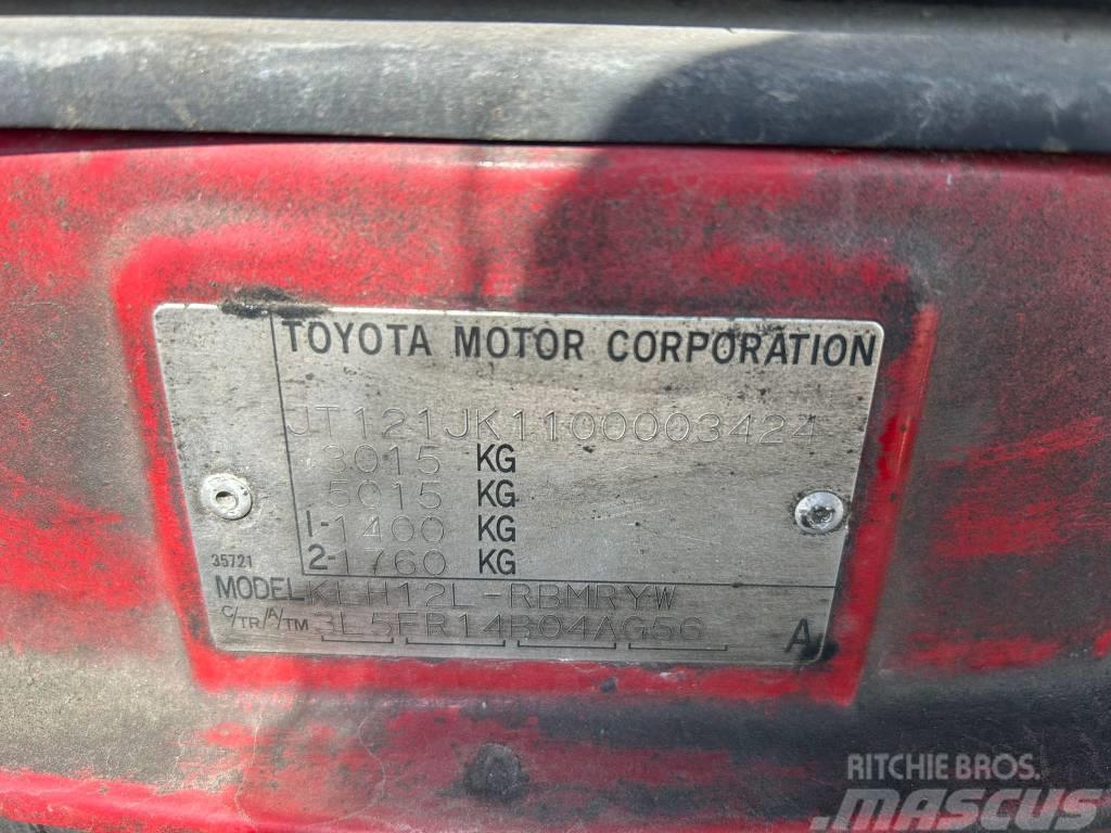 Toyota Hiace 2.5 D4D SHORT Preču pārvadāšanas furgoni
