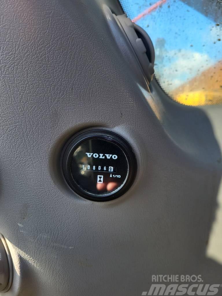 Volvo EC480EL Kāpurķēžu ekskavatori