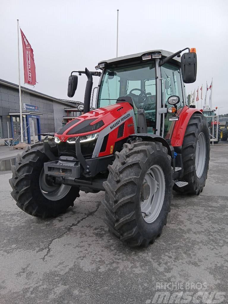 Massey Ferguson 5S.145 Dyna-6 Efficient Traktori