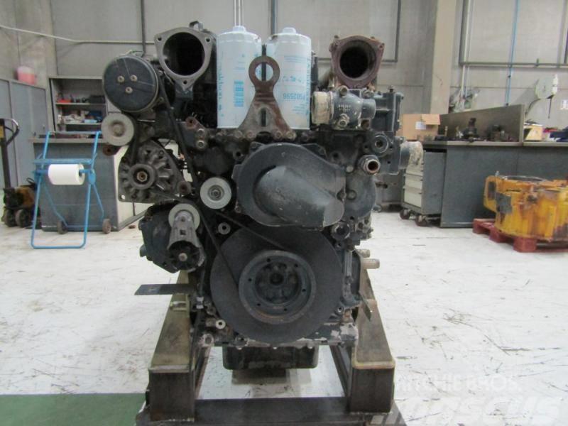 Liebherr R954C Litronic Motor D936L A6 Dzinēji