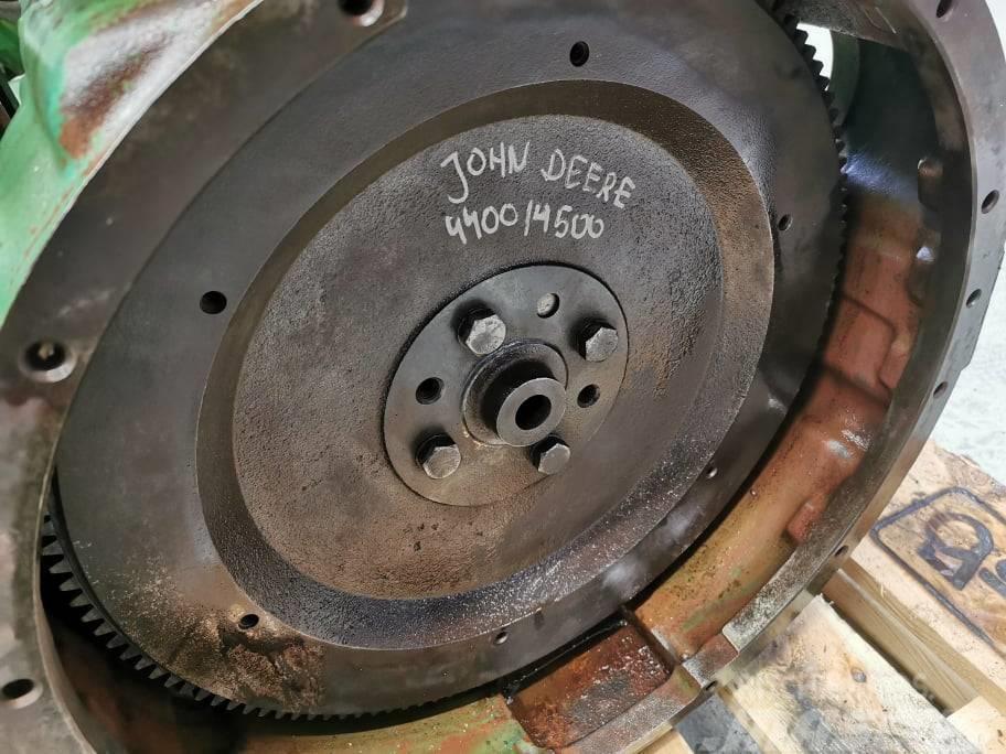 John Deere 4400 {J.D 4039TF}  flywheel Dzinēji
