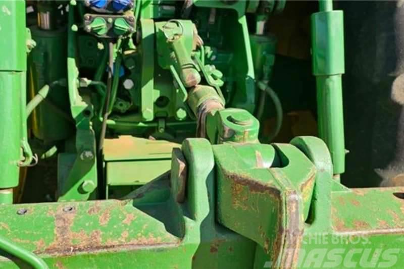 John Deere 8345R Traktori