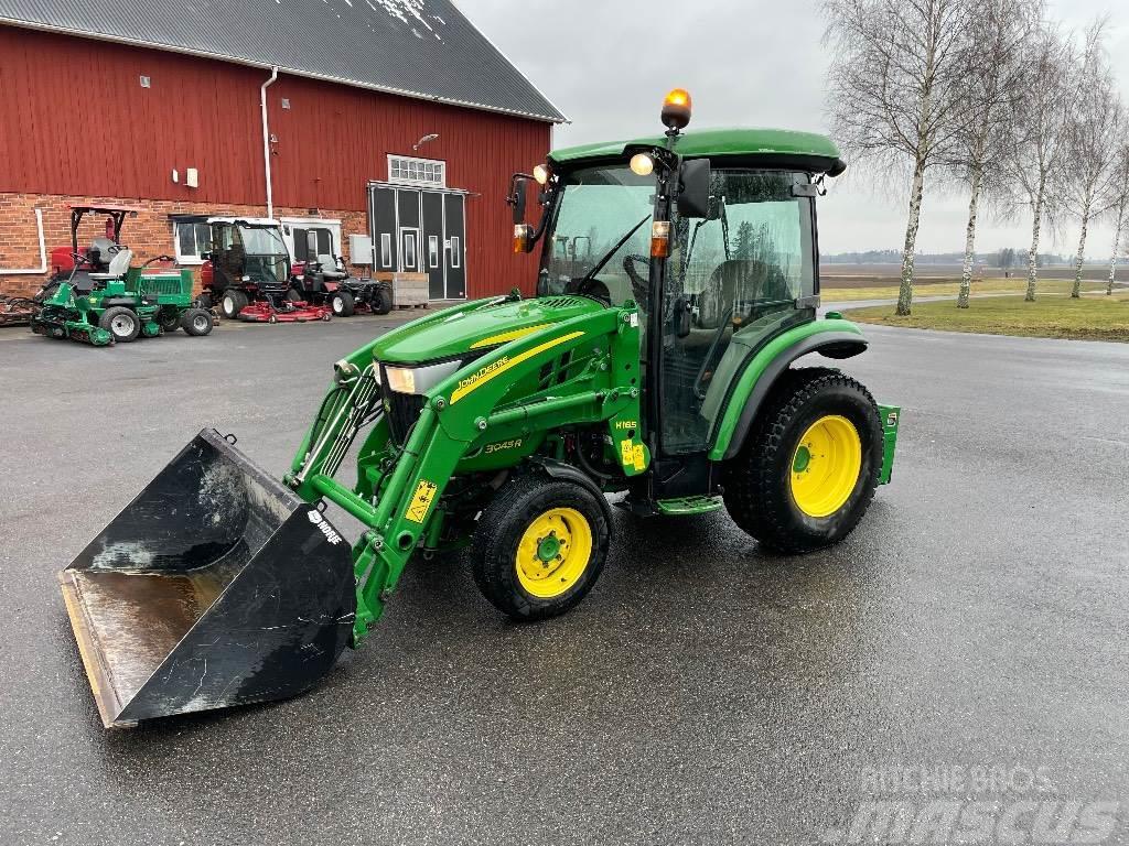 John Deere 3045 R Kompaktie traktori