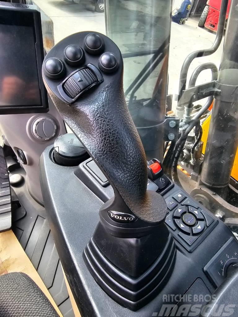 Volvo EC220EL med Makin 3D Kāpurķēžu ekskavatori