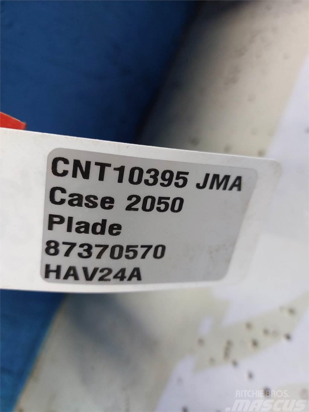 Case IH 3050 Ražas novākšanas kombainu papildaprīkojums