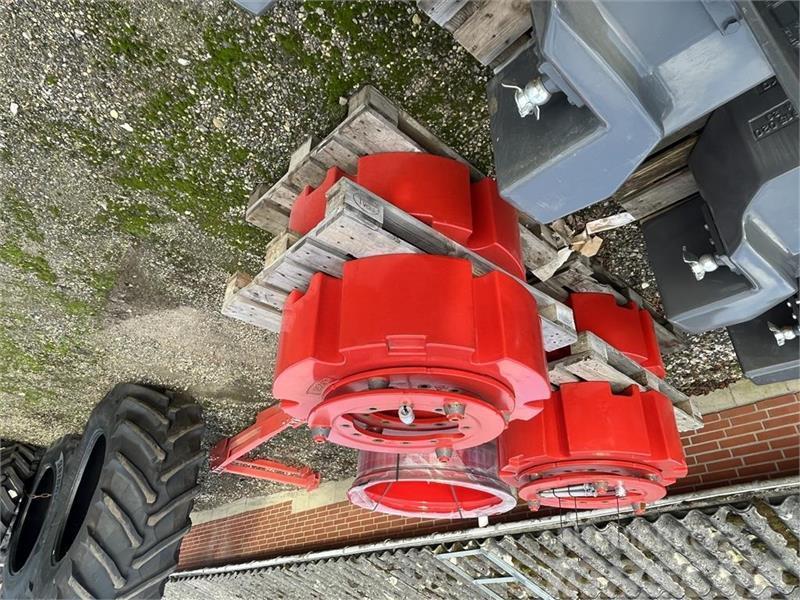 Fendt 2 X 1000 KG hjulvægte Cits traktoru papildaprīkojums