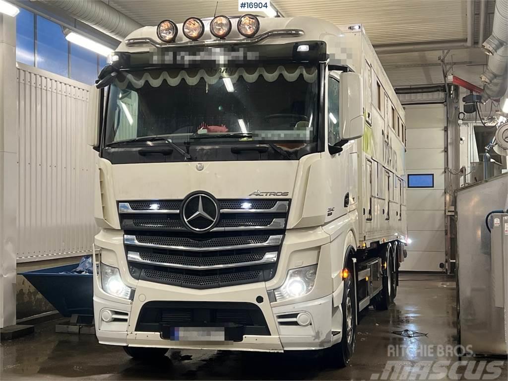 Mercedes-Benz Actros Animal transport truck w/ lift Pilsētas atkritumvedēji