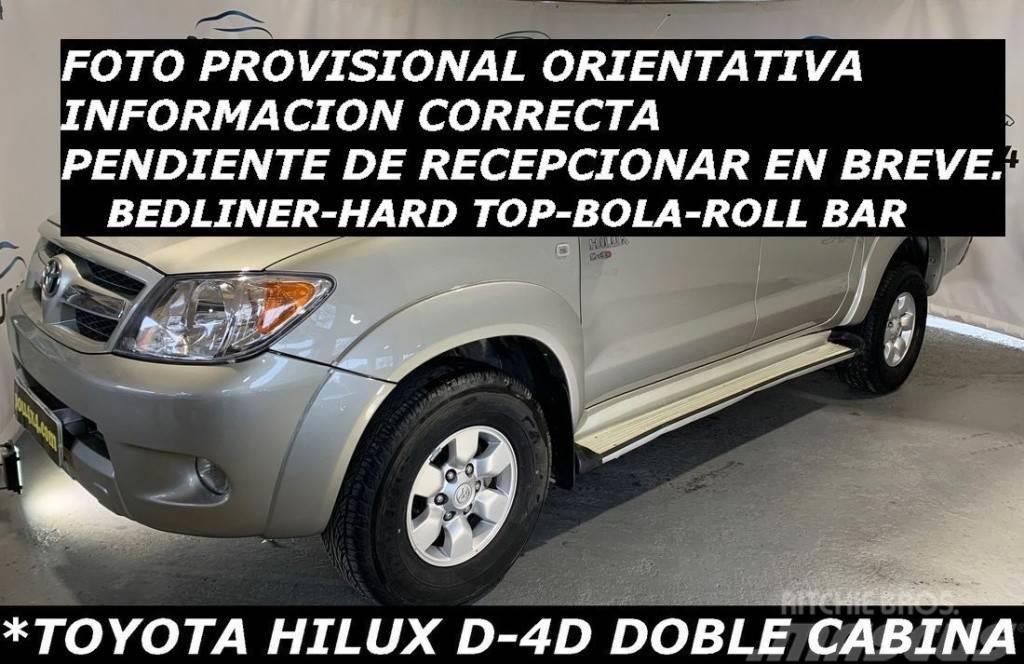 Toyota Hilux 2.5D-4D Cabina Doble VX Preču pārvadāšanas furgoni