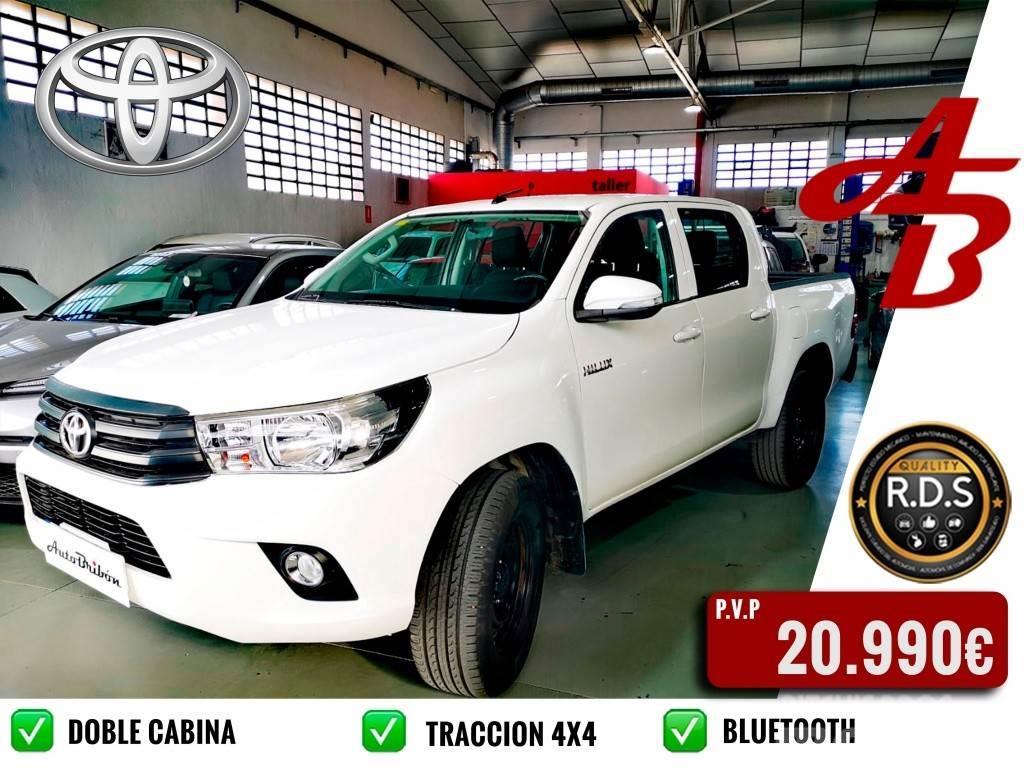 Toyota Hilux Cabina Extra GX Preču pārvadāšanas furgoni