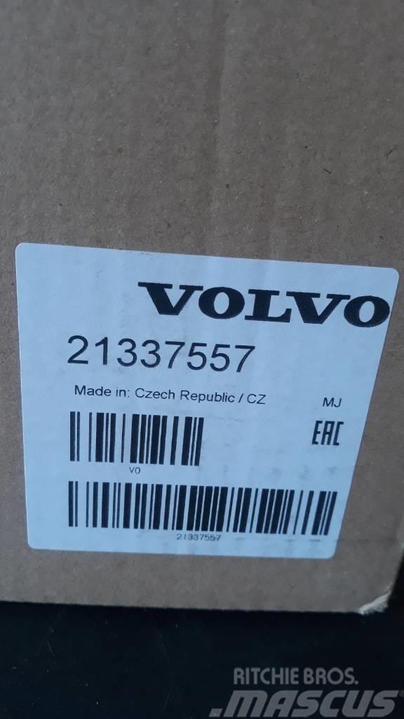 Volvo AIR FILTER KIT 21693755 Dzinēji