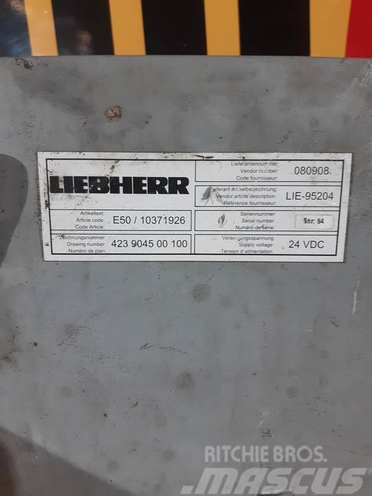 Liebherr R916 Kabīnes un interjers