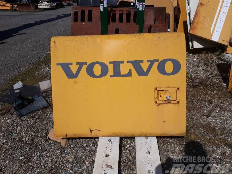 Volvo EC460B Kabīnes un interjers