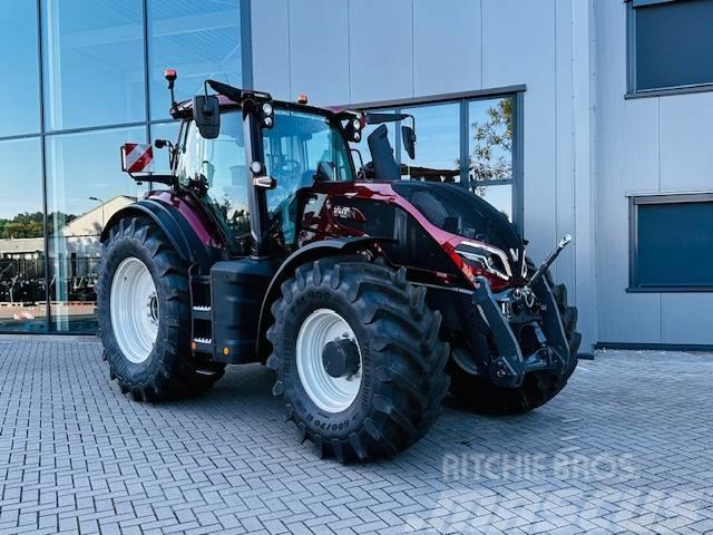 Valtra Q305 DEMO Super Compleet! Traktori