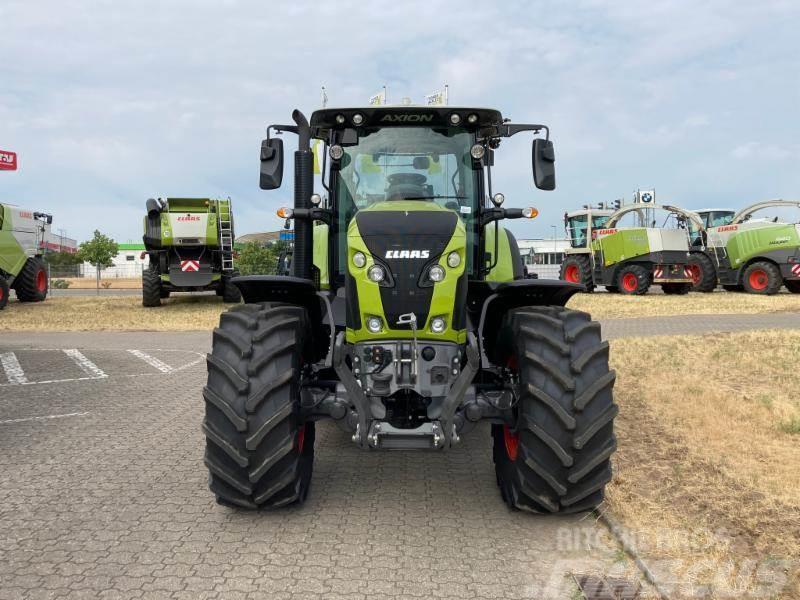 CLAAS AXION 800 Traktori
