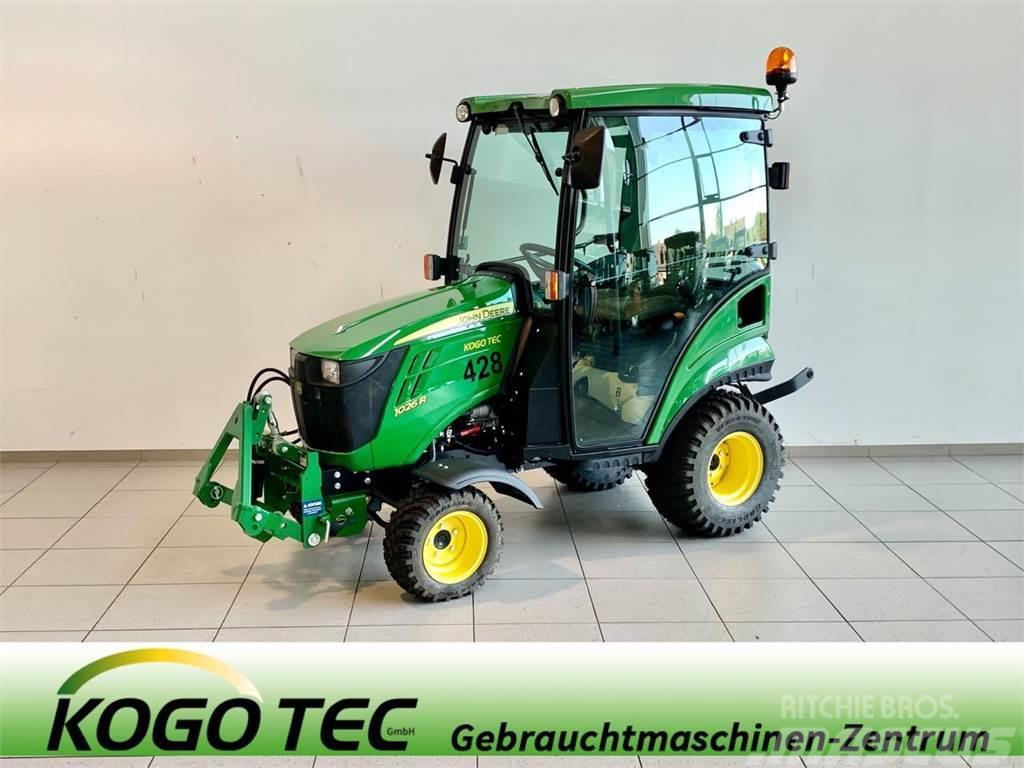 John Deere 1026R Kompaktie traktori