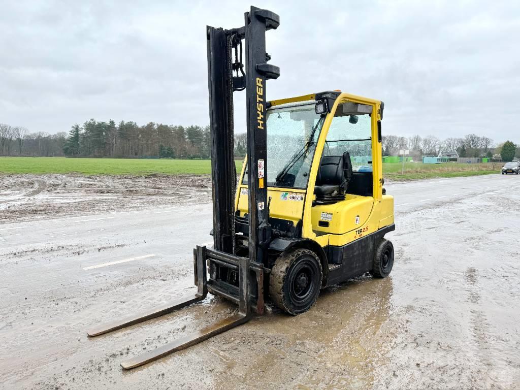 Hyster H2.5FT Excellent Working Condition / CE LPG tehnika